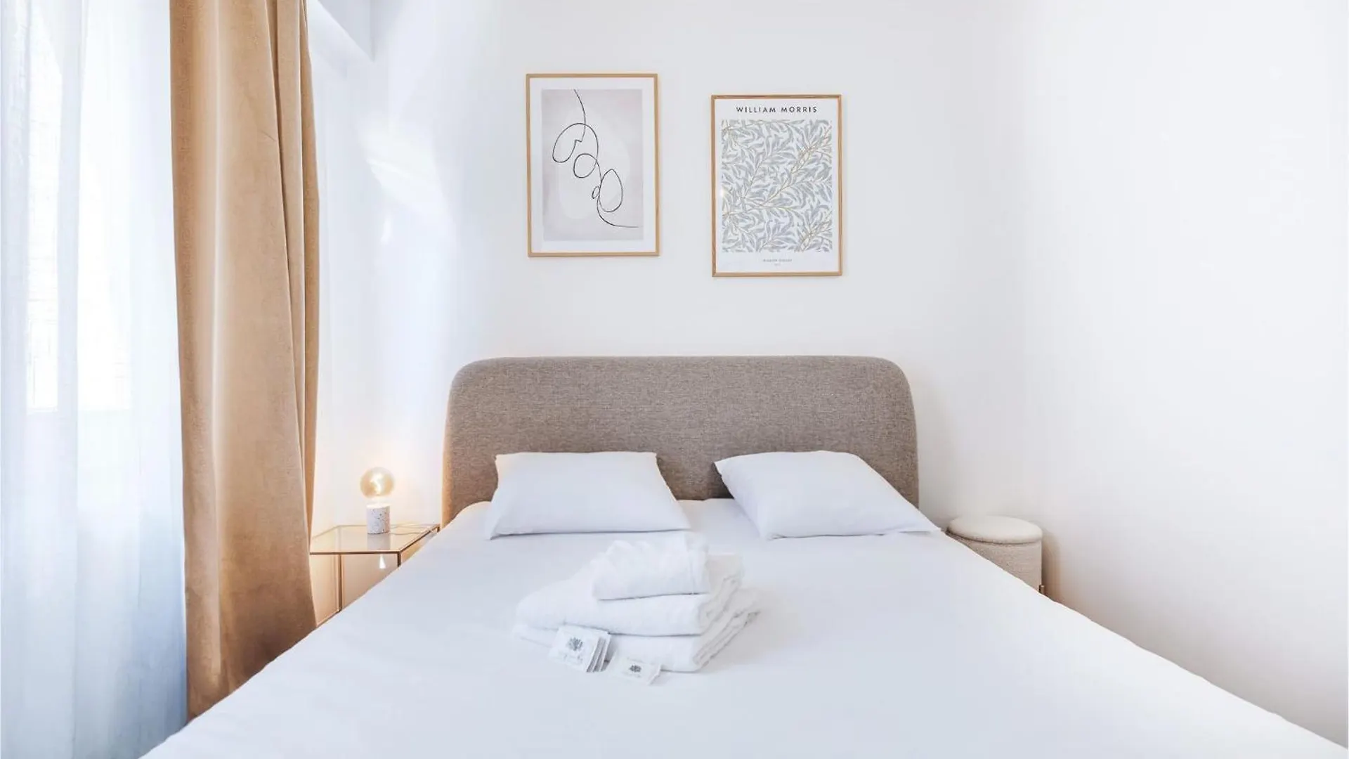 Chic 2Br Downtown To Work, Rest & Explore Luxembourg Apartment