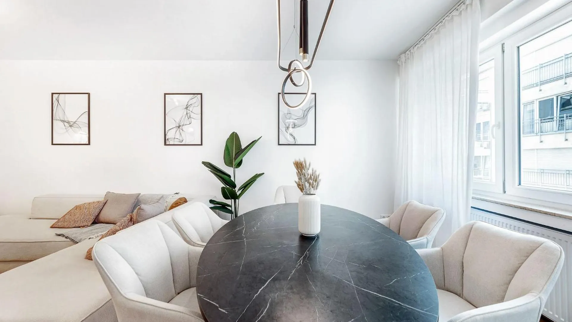 Chic 2Br Downtown To Work, Rest & Explore Luxembourg Luxembourg